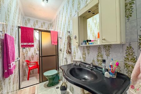 Casa à venda com 260m², 3 quartos e 3 vagasBanheiro