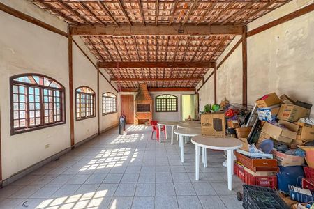 Casa à venda com 260m², 3 quartos e 3 vagasCobertura