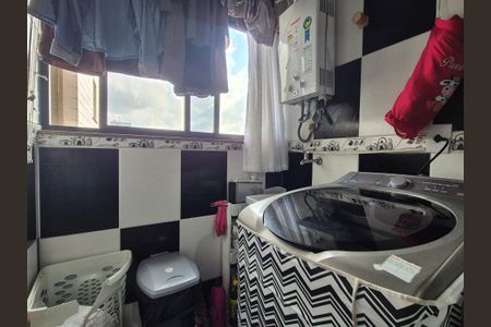 Apartamento à venda com 83m², 3 quartos e 2 vagas Apartamento à venda com 83m², 3 quartos e 2 vagasÁrea de Serviço