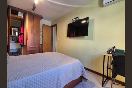 Apartamento à venda com 83m², 3 quartos e 2 vagas Apartamento à venda com 83m², 3 quartos e 2 vagasSuite