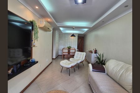 Apartamento à venda com 83m², 3 quartos e 2 vagas Apartamento à venda com 83m², 3 quartos e 2 vagasSala