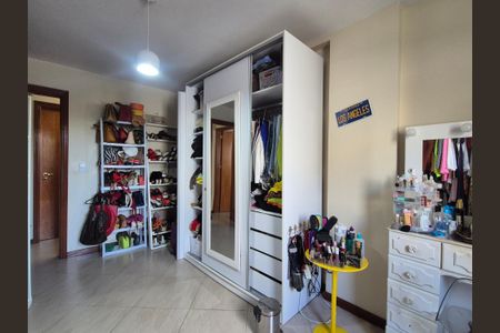 Apartamento à venda com 83m², 3 quartos e 2 vagas Apartamento à venda com 83m², 3 quartos e 2 vagasQuarto 1