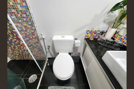 Apartamento para alugar com 98m², 3 quartos e 1 vaga Apartamento para alugar com 98m², 3 quartos e 1 vagaBanheiro