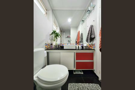 Apartamento para alugar com 98m², 3 quartos e 1 vaga Apartamento para alugar com 98m², 3 quartos e 1 vagaBanheiro