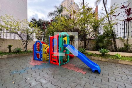 Apartamento para alugar com 98m², 3 quartos e 1 vaga Apartamento para alugar com 98m², 3 quartos e 1 vagaÁrea comum - Playground