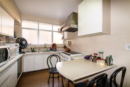 Apartamento à venda com 300m², 4 quartos e 3 vagasCozinha