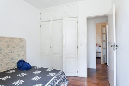 Apartamento à venda com 300m², 4 quartos e 3 vagasQuarto 3