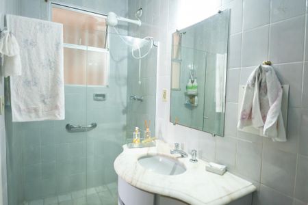 Apartamento à venda com 300m², 4 quartos e 3 vagasBanheiro Suíte