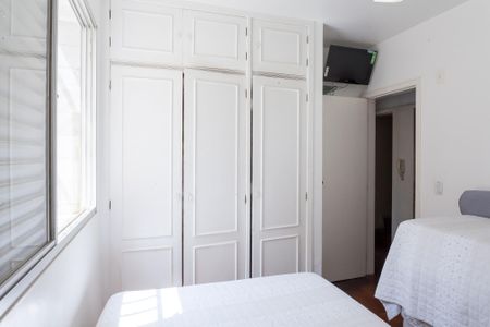 Apartamento à venda com 300m², 4 quartos e 3 vagasQuarto 1