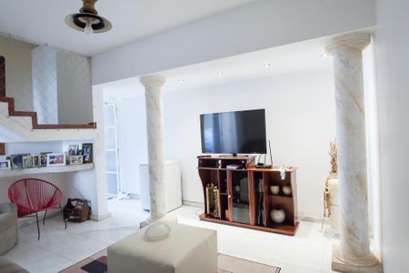 Apartamento à venda com 300m², 4 quartos e 3 vagasSala de TV