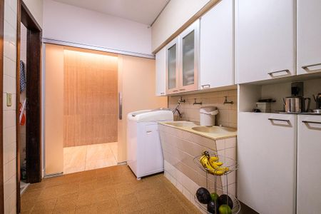 Apartamento à venda com 300m², 4 quartos e 3 vagasÁrea de Serviço