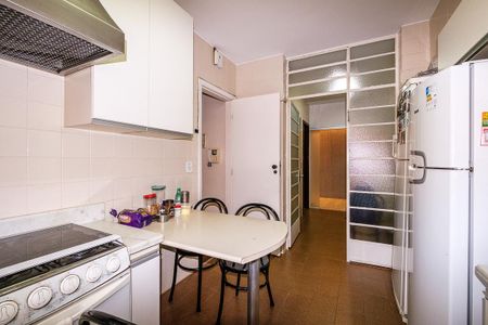 Apartamento à venda com 300m², 4 quartos e 3 vagasCozinha