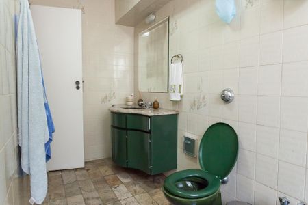 Apartamento à venda com 300m², 4 quartos e 3 vagasBanheiro Social