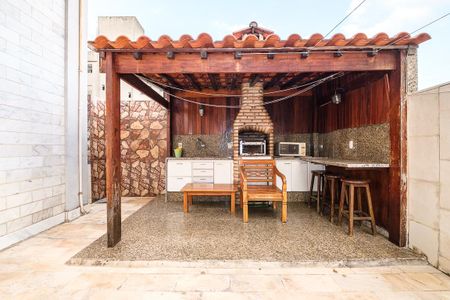 Apartamento à venda com 300m², 4 quartos e 3 vagasÁrea Externa