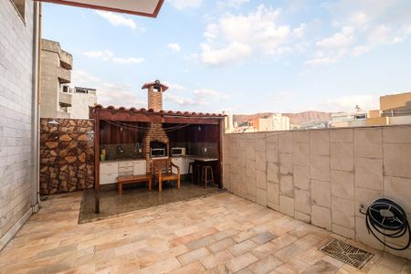 Apartamento à venda com 300m², 4 quartos e 3 vagasÁrea Externa