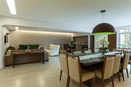 Apartamento à venda com 300m², 4 quartos e 3 vagasÁrea comum