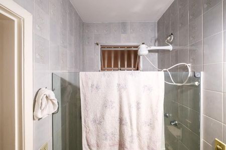 Apartamento à venda com 300m², 4 quartos e 3 vagasBanheiro da Suíte 1