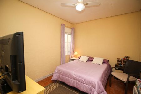 Casa à venda com 120m², 3 quartos e 3 vagasQuarto 2