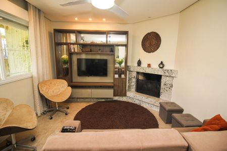 Sala de casa à venda com 3 quartos, 120m² em Vila Joao Pessoa, Porto Alegre