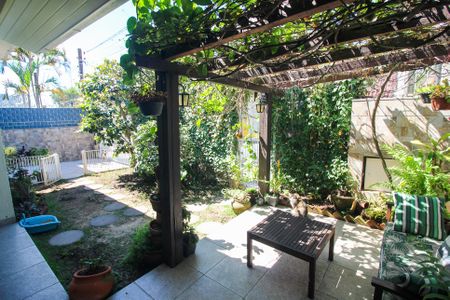 Casa à venda com 120m², 3 quartos e 3 vagasJardim