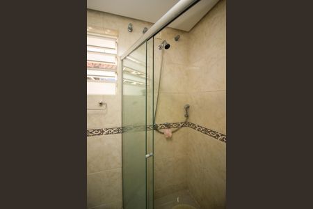 Casa à venda com 120m², 3 quartos e 3 vagasBanheiro da Suíte