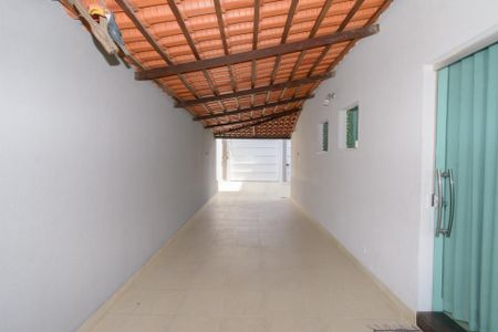 Casa à venda com 180m², 3 quartos e 3 vagas Casa à venda com 180m², 3 quartos e 3 vagasGaragem