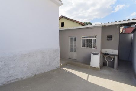 Casa à venda com 180m², 3 quartos e 3 vagas Casa à venda com 180m², 3 quartos e 3 vagasCasa Anexo 1
