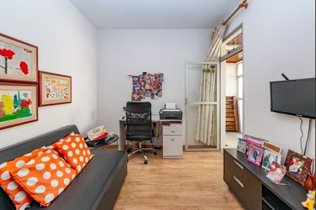 Apartamento à venda com 173m², 4 quartos e 2 vagas Apartamento à venda com 173m², 4 quartos e 2 vagasQuarto 1
