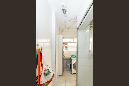 Apartamento à venda com 173m², 4 quartos e 2 vagas Apartamento à venda com 173m², 4 quartos e 2 vagasÁrea de Serviço