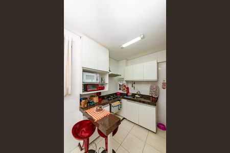 Apartamento à venda com 173m², 4 quartos e 2 vagas Apartamento à venda com 173m², 4 quartos e 2 vagasCozinha