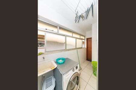 Apartamento à venda com 173m², 4 quartos e 2 vagas Apartamento à venda com 173m², 4 quartos e 2 vagasÁrea de Serviço