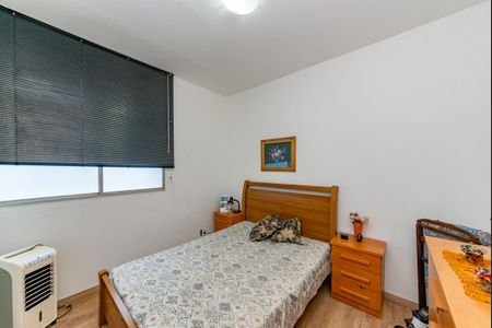 Apartamento à venda com 173m², 4 quartos e 2 vagas Apartamento à venda com 173m², 4 quartos e 2 vagasQuarto 3