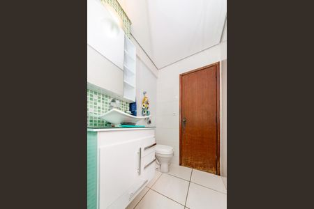 Apartamento à venda com 173m², 4 quartos e 2 vagas Apartamento à venda com 173m², 4 quartos e 2 vagasBanheiro Social 1