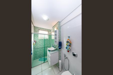 Apartamento à venda com 173m², 4 quartos e 2 vagas Apartamento à venda com 173m², 4 quartos e 2 vagasBanheiro Social 1