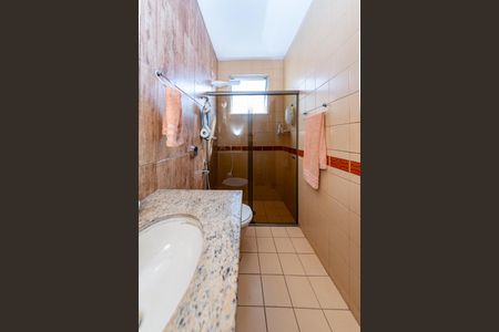 Apartamento à venda com 173m², 4 quartos e 2 vagas Apartamento à venda com 173m², 4 quartos e 2 vagasBanheiro Social 2