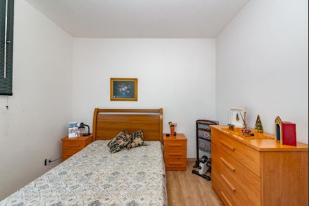 Apartamento à venda com 173m², 4 quartos e 2 vagas Apartamento à venda com 173m², 4 quartos e 2 vagasQuarto 3