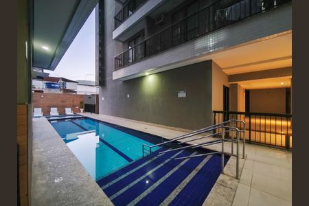 Apartamento à venda com 65m², 2 quartos e 1 vagaÁrea comum