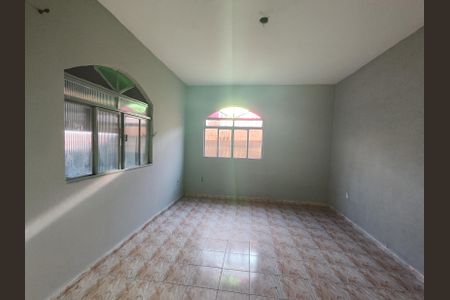 Casa à venda com 208m², 3 quartos e 2 vagasSala