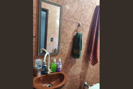 Casa à venda com 208m², 3 quartos e 2 vagasBanheiro da Suíte 