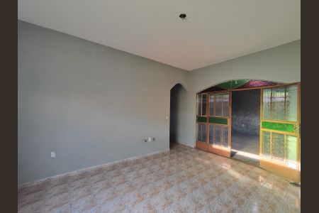 Casa à venda com 208m², 3 quartos e 2 vagasSala