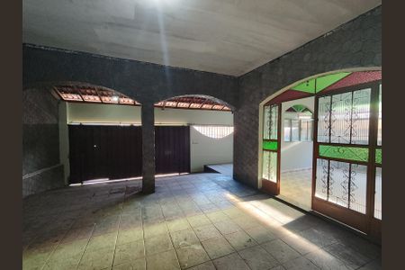 Casa à venda com 208m², 3 quartos e 2 vagasGaragem