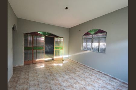 Casa à venda com 208m², 3 quartos e 2 vagasSala