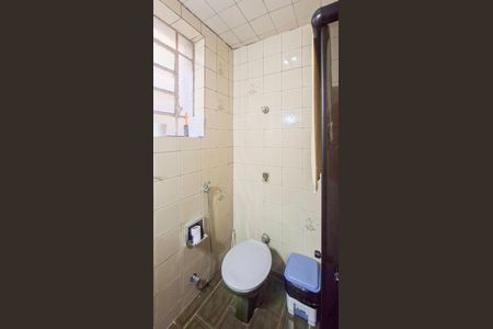 Casa para alugar com 547m², 5 quartos e 2 vagas Casa para alugar com 547m², 5 quartos e 2 vagasBanheiro 1