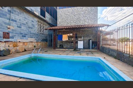 Casa para alugar com 547m², 5 quartos e 2 vagas Casa para alugar com 547m², 5 quartos e 2 vagasPiscina