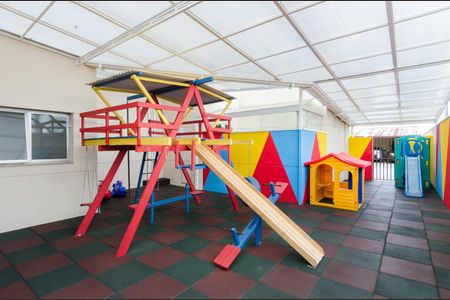 Apartamento à venda com 76m², 2 quartos e 1 vaga Apartamento à venda com 76m², 2 quartos e 1 vagaÁrea comum - Playground