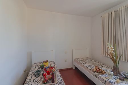 Apartamento à venda com 96m², 3 quartos e 2 vagas Apartamento à venda com 96m², 3 quartos e 2 vagasQuarto 1
