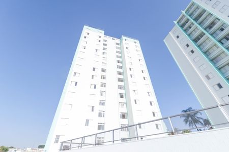 Apartamento à venda com 96m², 3 quartos e 2 vagas Apartamento à venda com 96m², 3 quartos e 2 vagasFachada