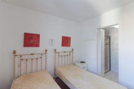 Apartamento à venda com 96m², 3 quartos e 2 vagas Apartamento à venda com 96m², 3 quartos e 2 vagasSuíte