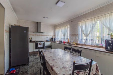 Casa à venda com 480m², 4 quartos e 6 vagasCozinha