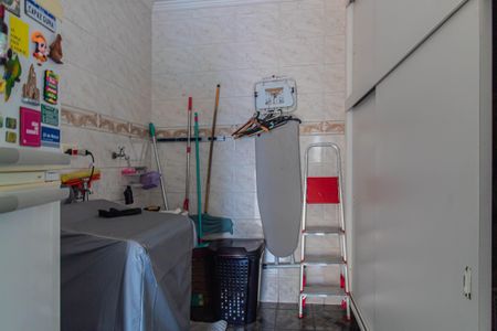 Casa à venda com 480m², 4 quartos e 6 vagasÁrea de Serviço